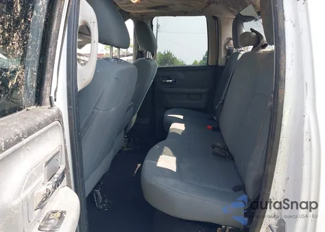 2018 Ram 1500 Slt 4X2 6'4 Box z USA, uszkodzony, nr VIN 1C6RR6GG5JS119341